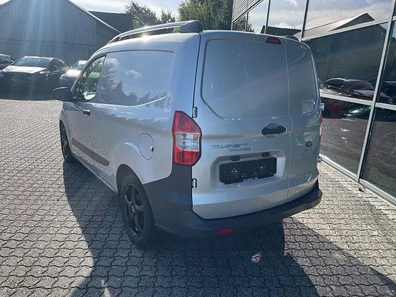 Ford Transit Courier 2021 photo 3