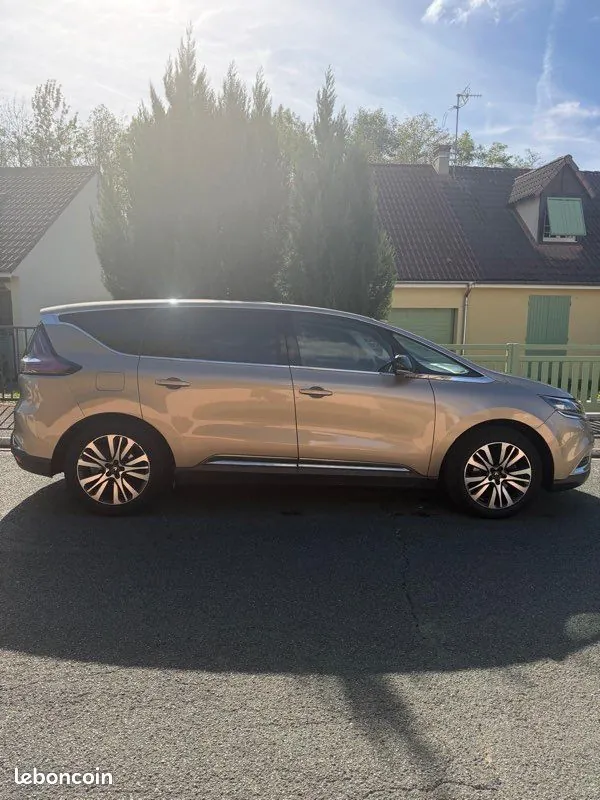 Renault Espace 2016 photo 2