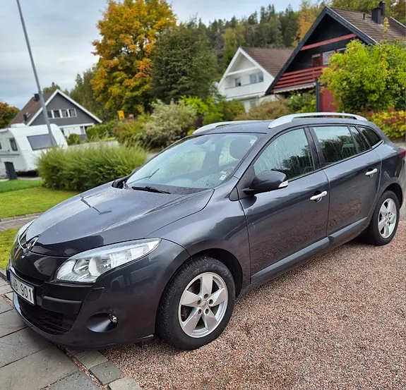 Renault Megane Iii 2011 photo 2