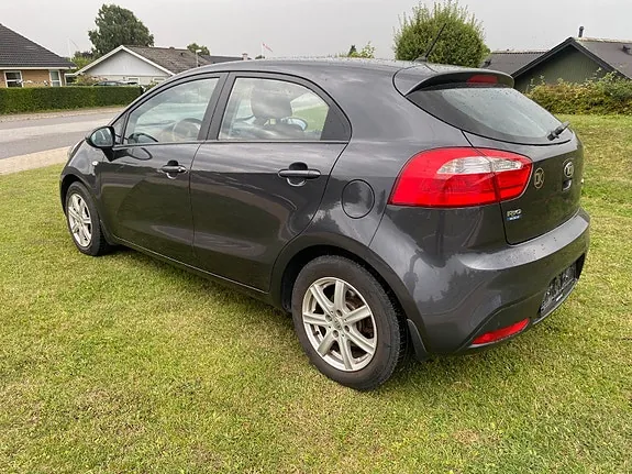 Kia Rio 2014 photo 3