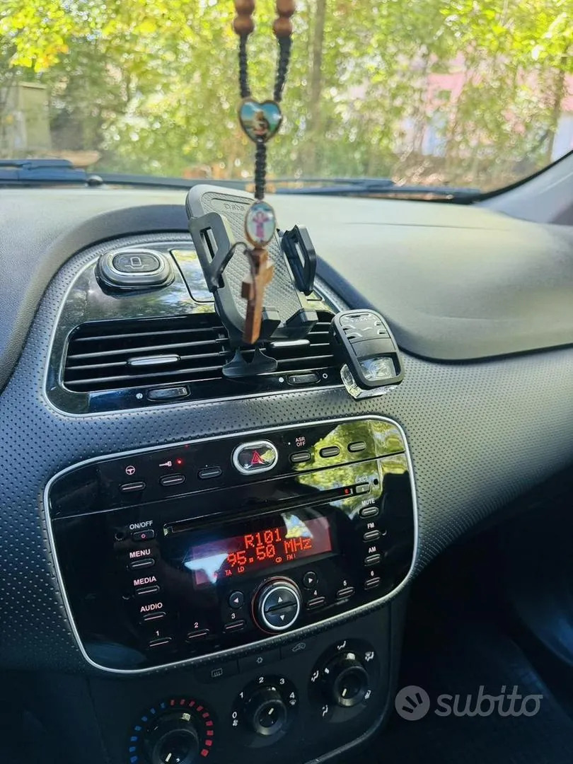 Fiat Punto Evo 2010 photo 4