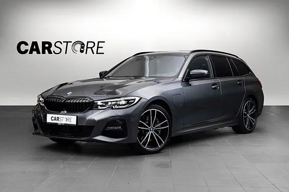 BMW 330E