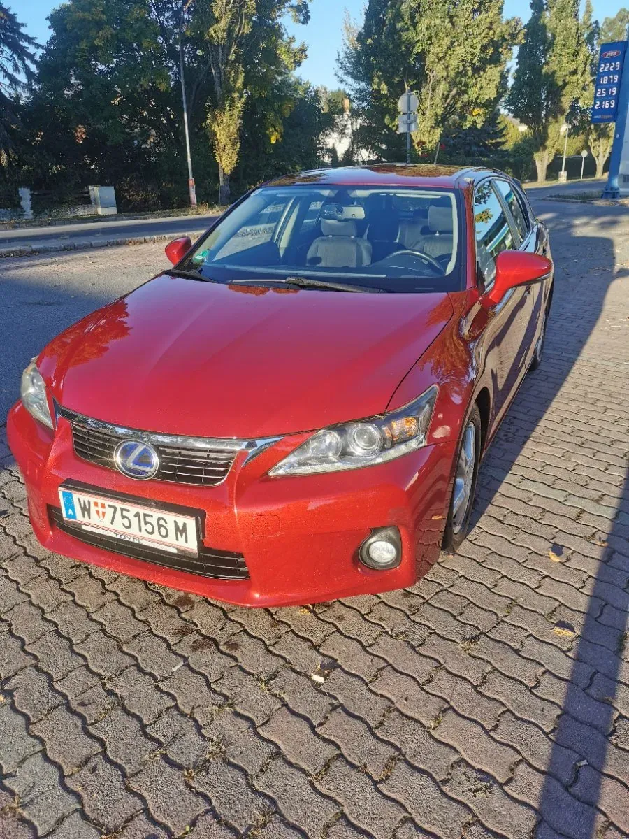 Lexus Ct200H