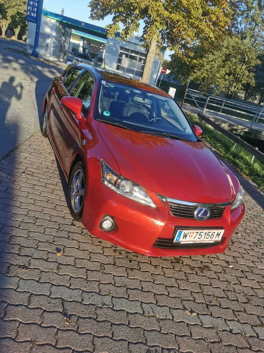 Lexus Ct200H 2011 photo 3