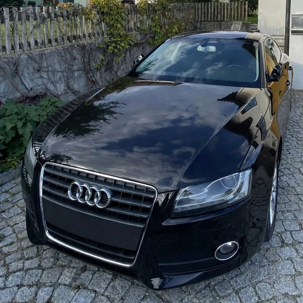 Audi A5 2011 photo 2