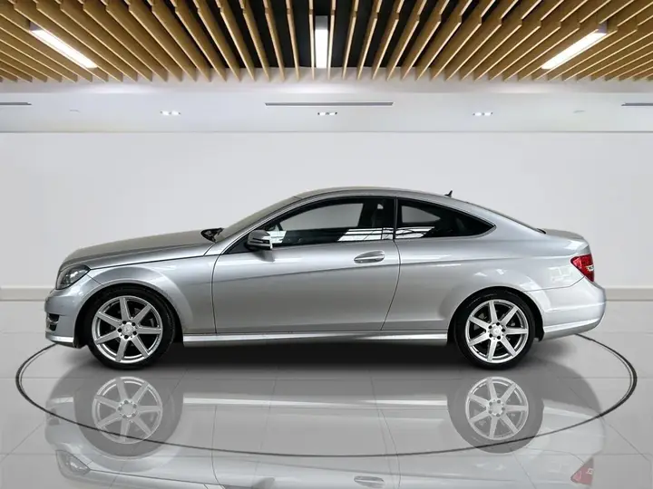 Mercedes-Benz C-Class 2013 photo 5