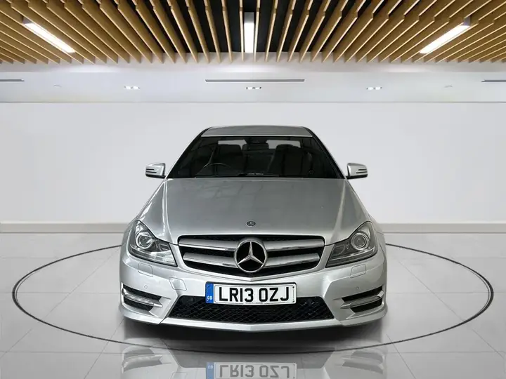 Mercedes-Benz C-Class 2013 photo 2