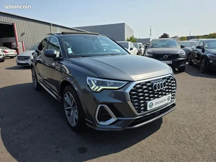 Audi Q3 2020 photo 4