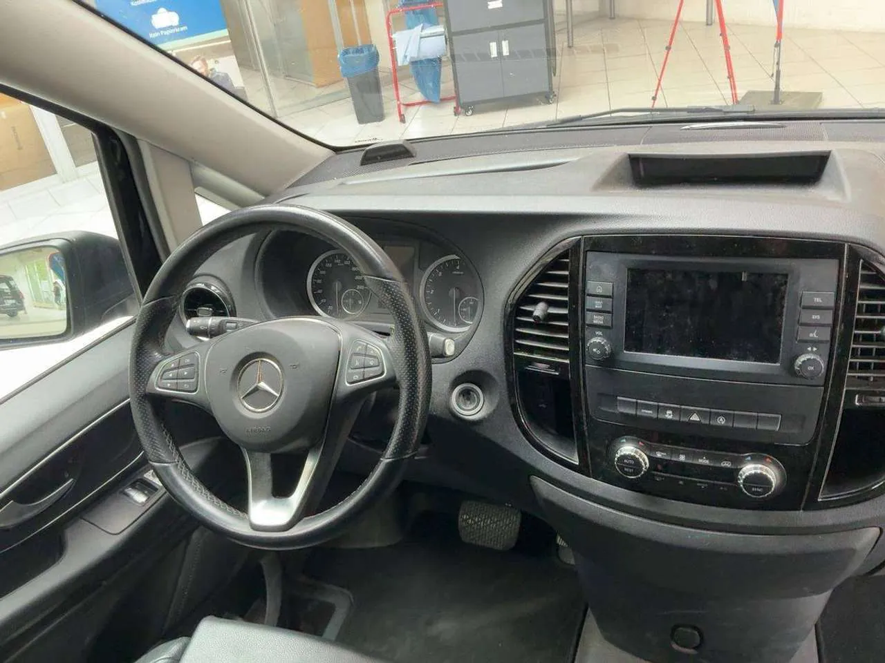 Mercedes-Benz Vito 2023 photo 2