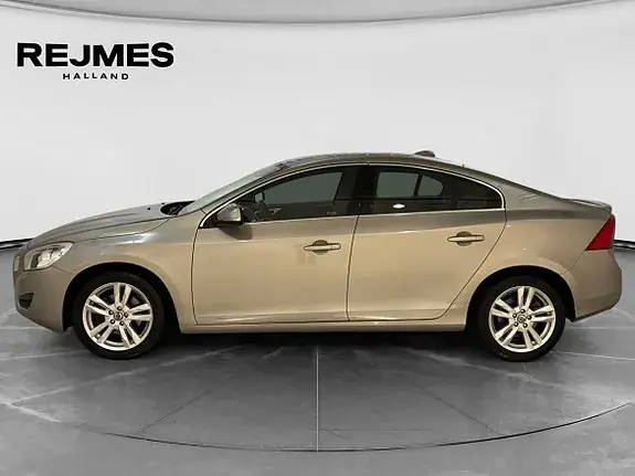 Volvo S60 2011 photo 3