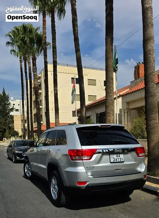Jeep Grand Cherokee L 2011 photo 3