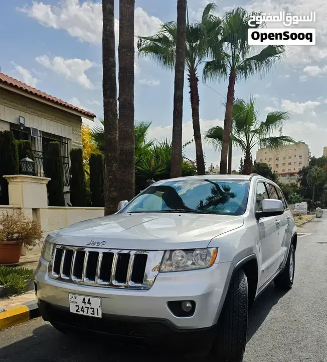 Jeep Grand Cherokee L 2011 photo 2