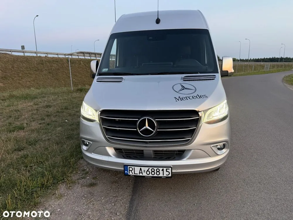 Mercedes-Benz Sprinter 2022 photo 2
