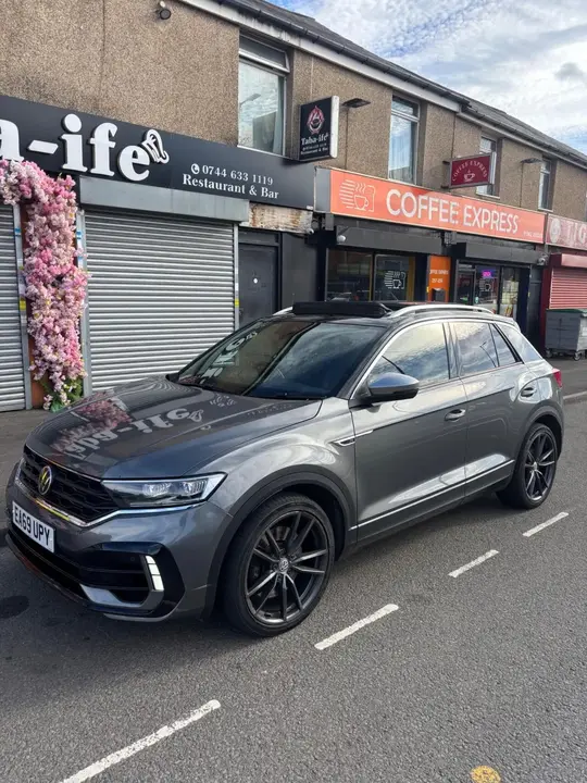 Volkswagen T-Roc 2019 photo 2
