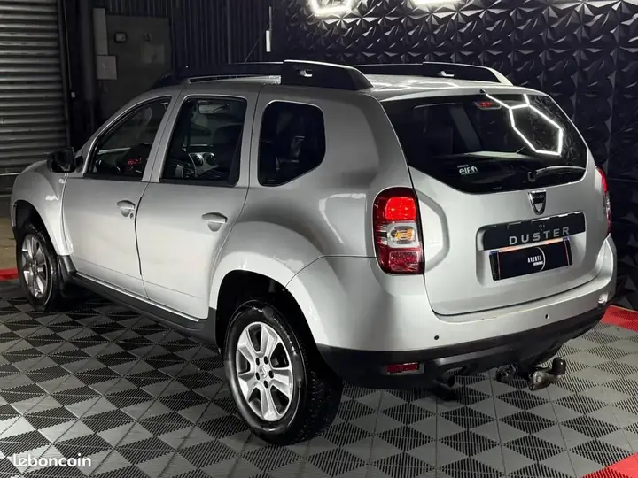 Dacia Duster 2017 photo 2