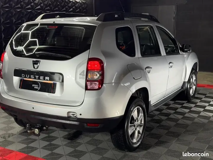 Dacia Duster 2017 photo 4