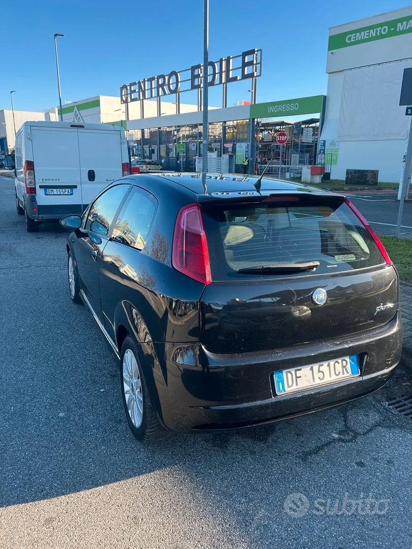 Fiat Grande Punto 2006 photo 5