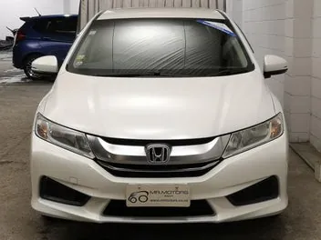 Honda Grace 2015 photo 5