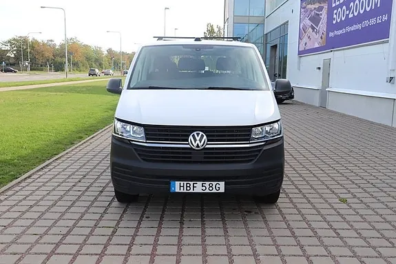 Volkswagen Caravelle 2024 photo 2