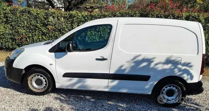 Peugeot Partner 2016 photo 5