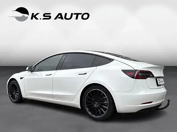 Tesla Model 3 2021 photo 3