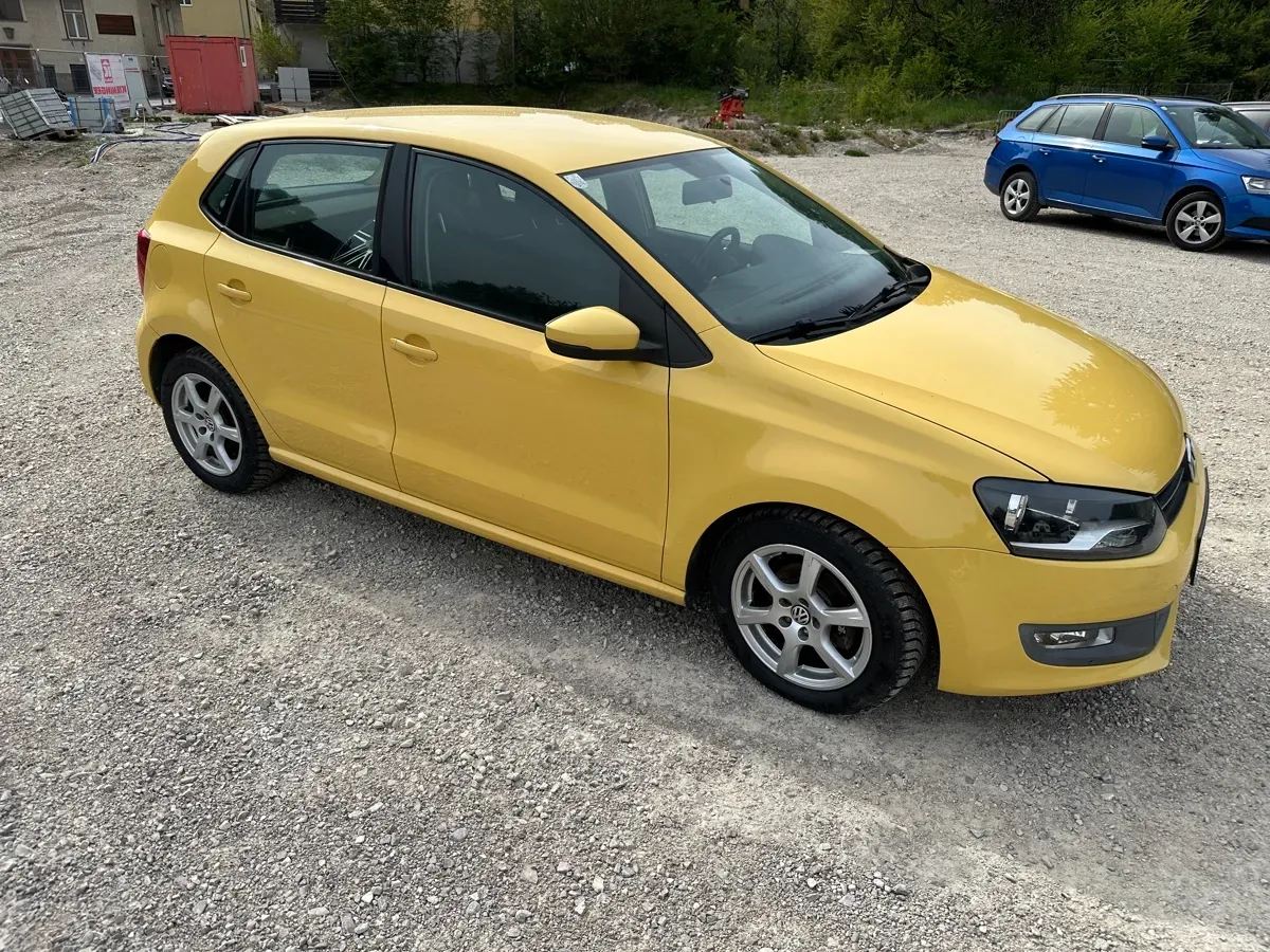 Volkswagen Polo 2010 photo 3