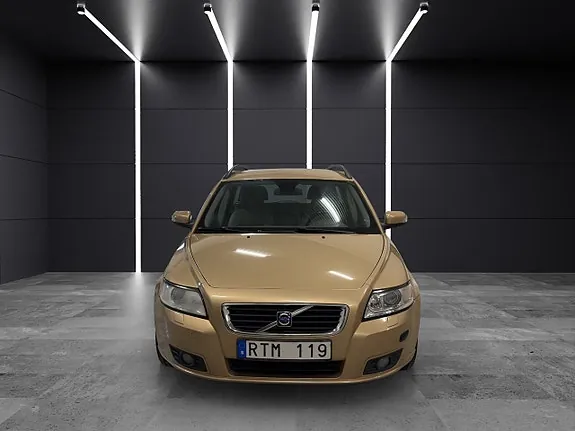 Volvo V50 2009 photo 2