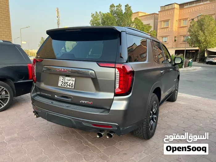 GMC Yukon 2022 photo 3