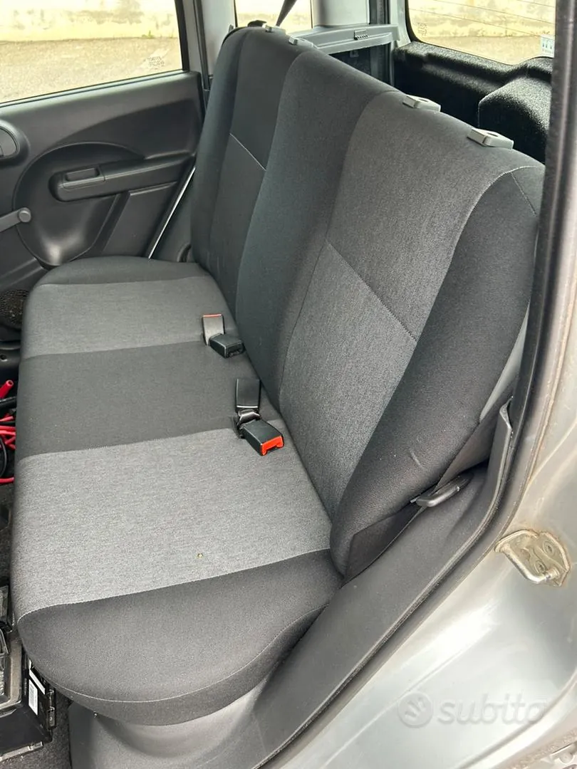 Fiat Panda 2011 photo 3