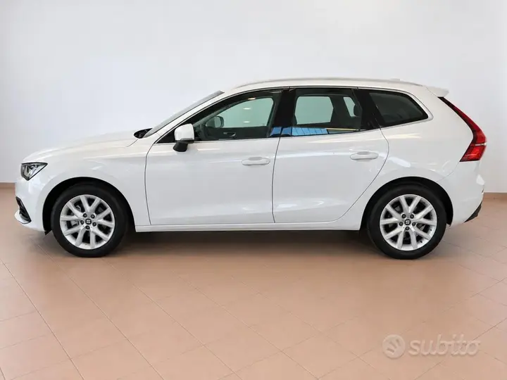 Seat Leon 2023 photo 2