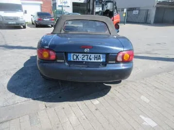 Mazda Mx-5 2000 photo 2