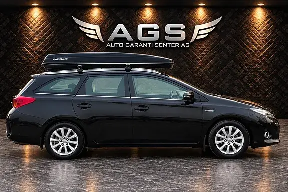 Toyota Auris 2013 photo 2