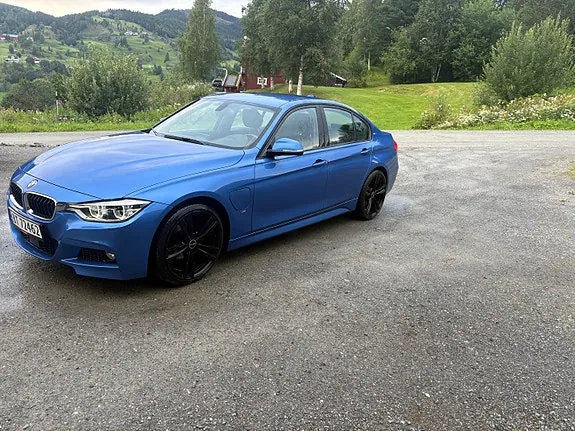 BMW 330E 2017 photo 2