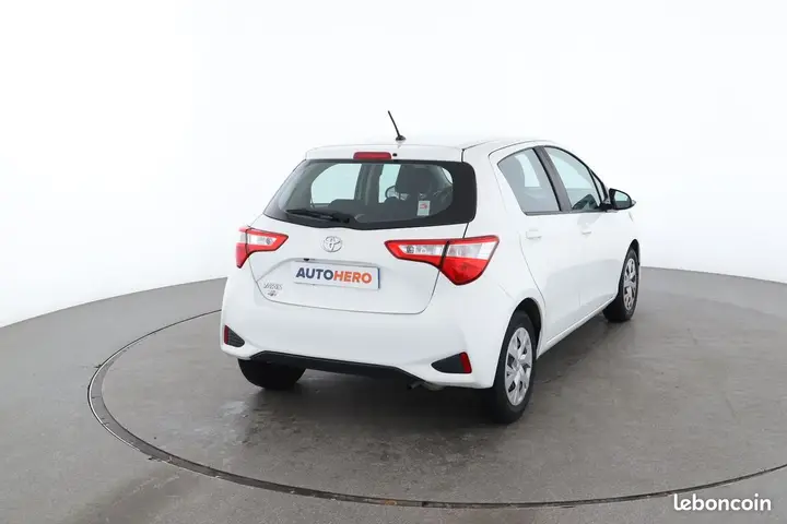 Toyota Yaris 2019 photo 3