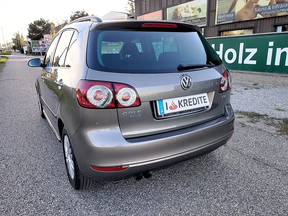 Volkswagen Golf 2010 photo 2
