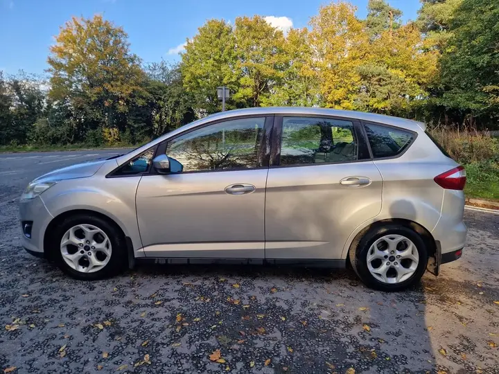 Ford C-Max 2012 photo 4