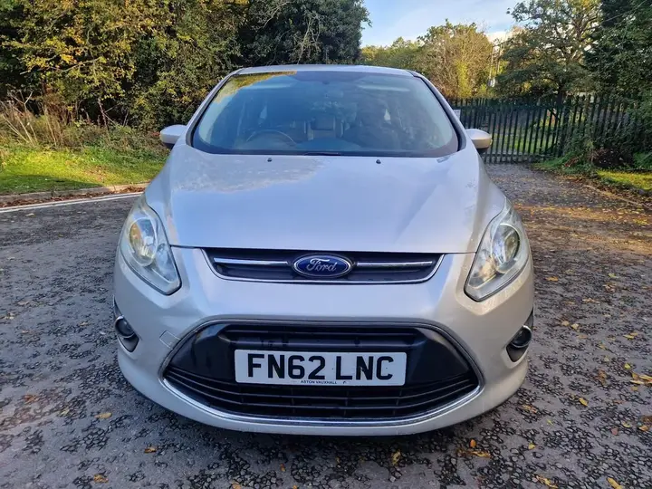 Ford C-Max 2012 photo 2