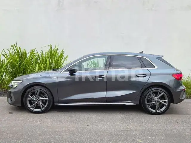 Audi A3 2023 photo 3