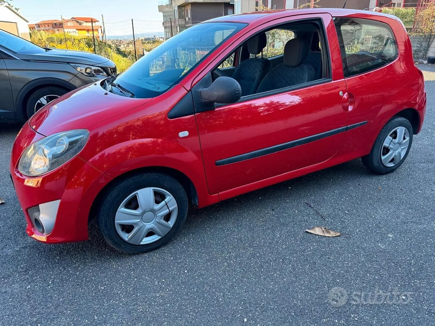 Renault Twingo 2010 photo 2