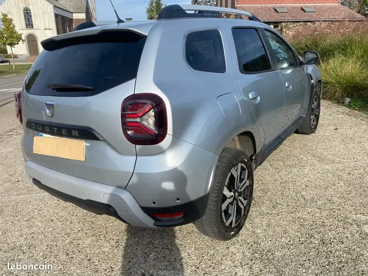 Dacia Duster 2021 photo 2