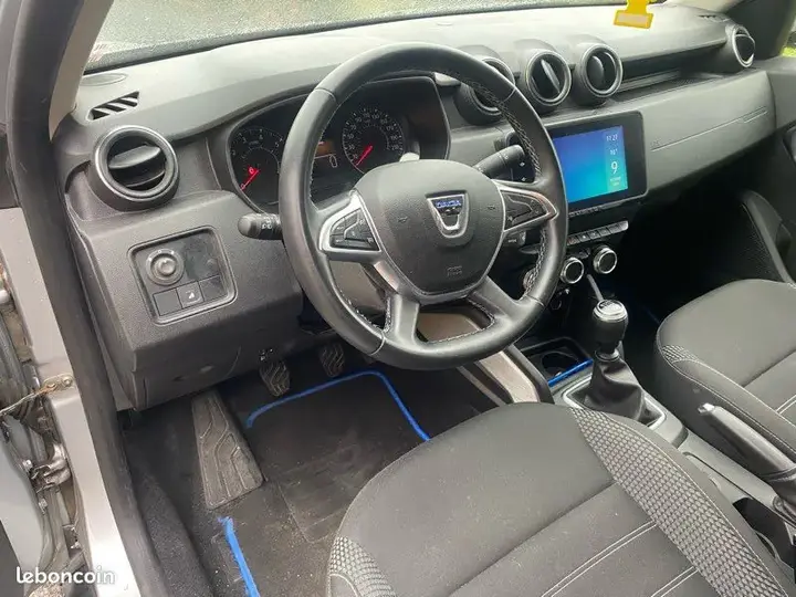 Dacia Duster 2021 photo 3