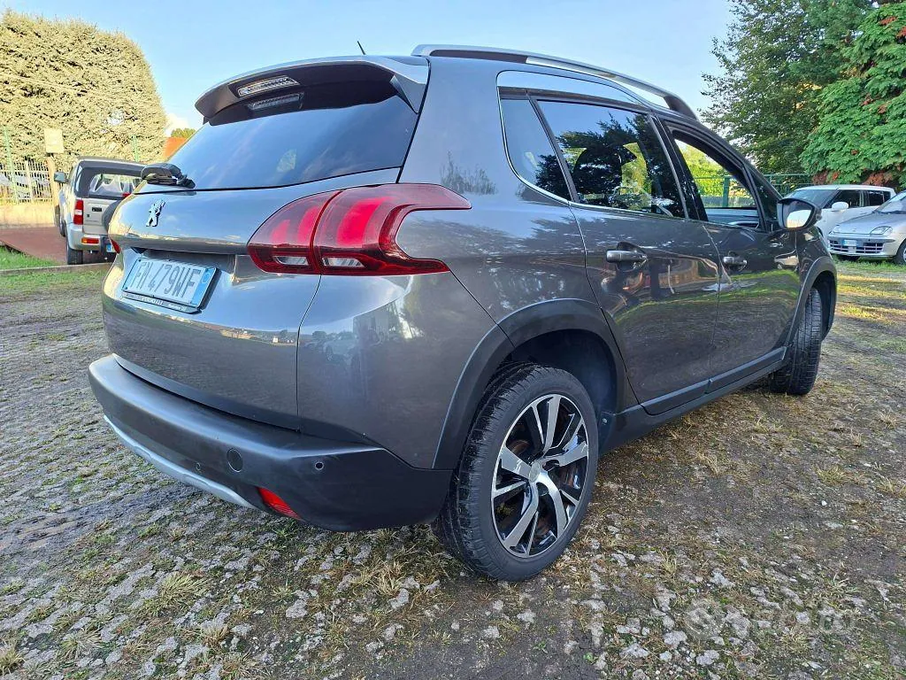 Peugeot 2008 2017 photo 3