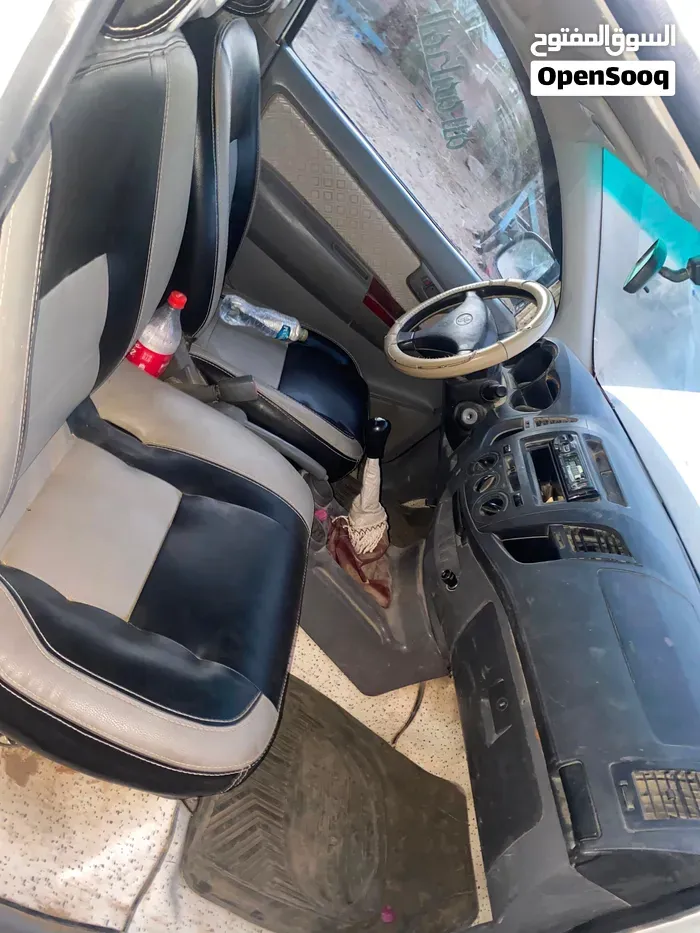 Isuzu D-Max 2001 photo 5