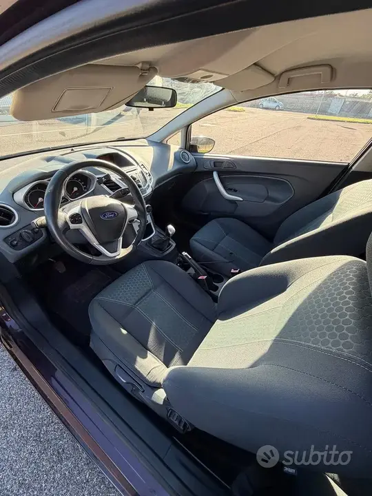 Ford Fiesta 2009 photo 5