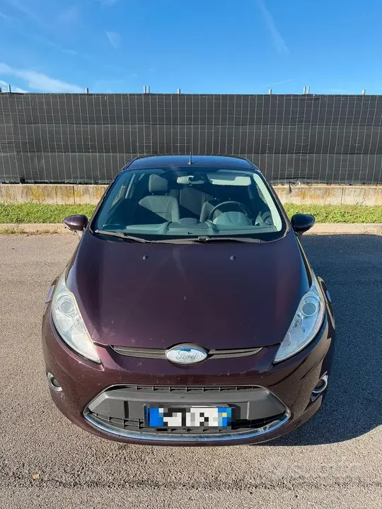 Ford Fiesta 2009 photo 3