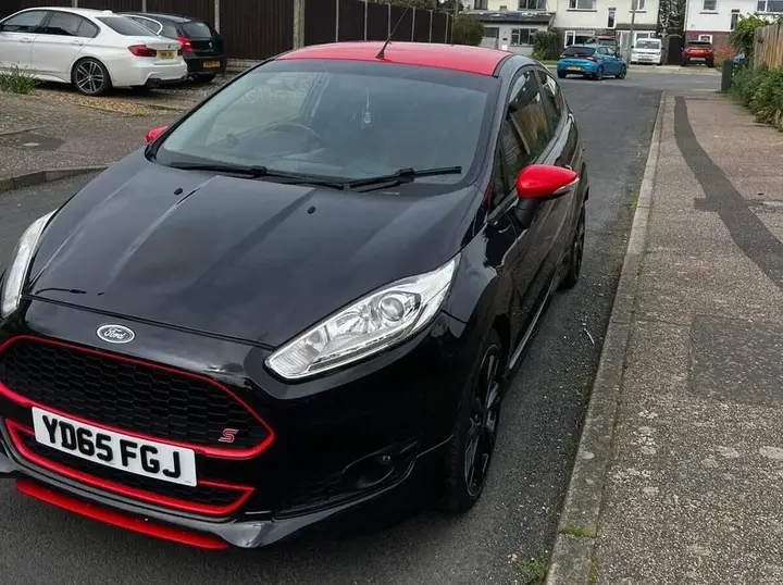 Ford Fiesta 2015 photo 4