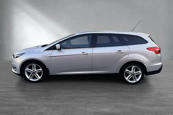Ford Focus 2015 photo 2
