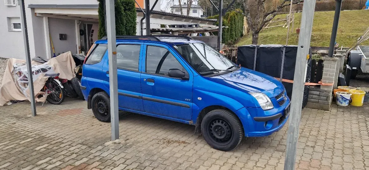 Suzuki Ignis 2005 photo 2