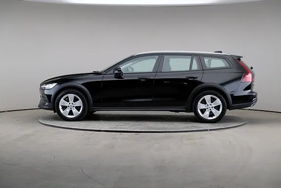 Volvo V60 Cross Country 2022 photo 4