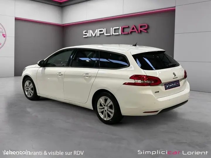 Peugeot 308 2019 photo 3